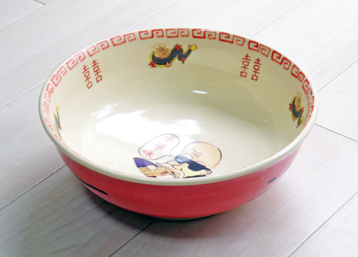 京都の人気陶芸家｢DAISAK（ダイサク）｣のラーメン鉢の写真