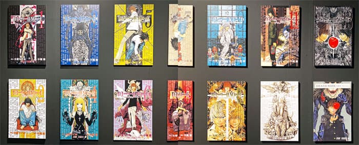 デスノートの原画展「DEATH NOTE EXHIBITION」in 大阪会場に展示されているコミックスの表紙