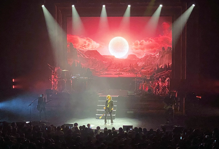 BECK Live in Japan 2025 in 大阪のステージ写真